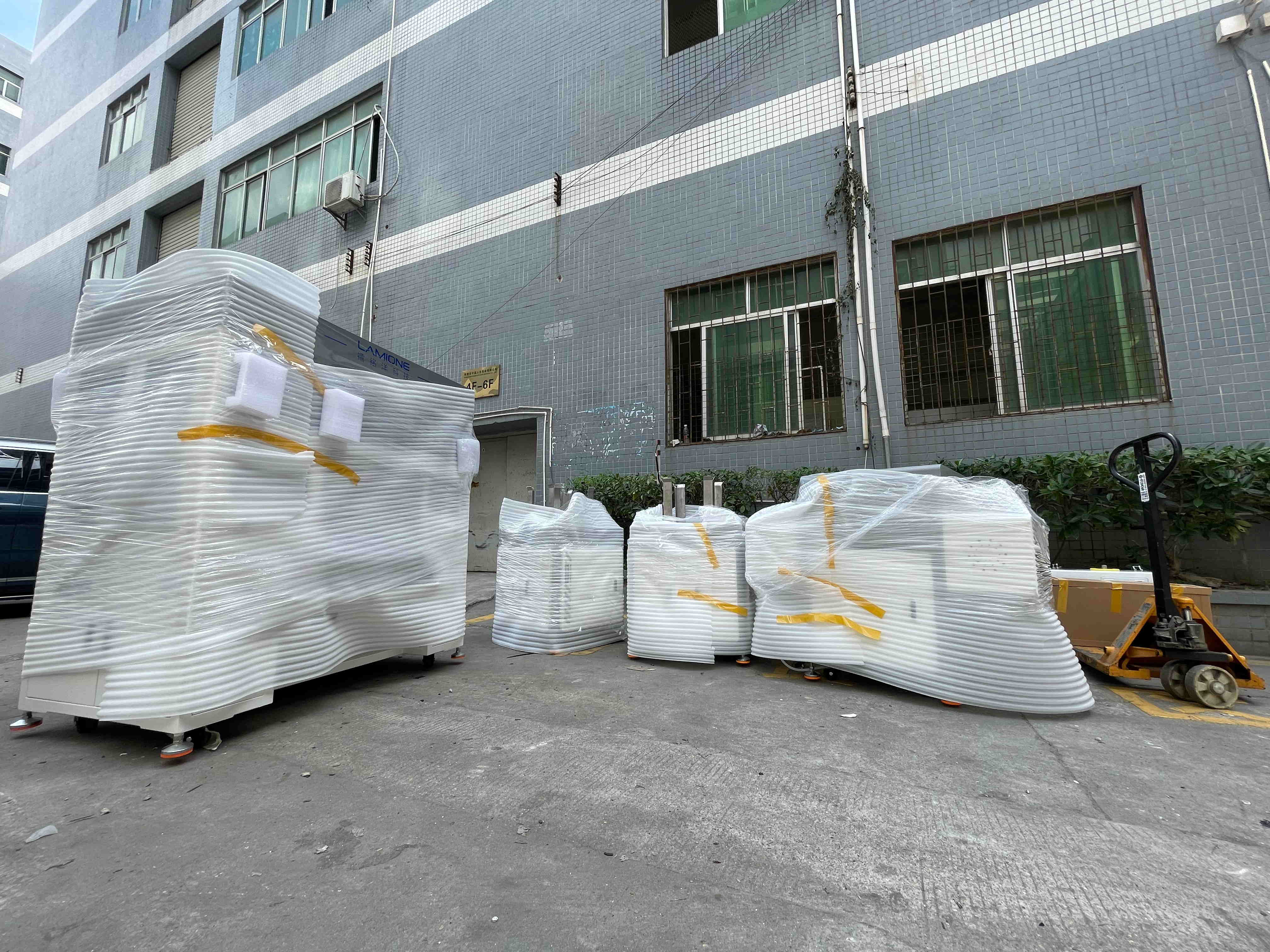 鐳銘洋設(shè)備啟程深圳，精湛工藝與卓越品質(zhì)贏得市場青睞